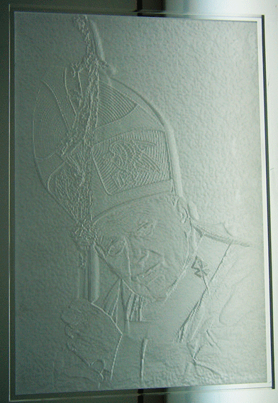 The Relief 3-D Engraving showing Pope John Paul II without side-light